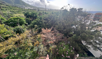 Urban plot with views in Bajamar
